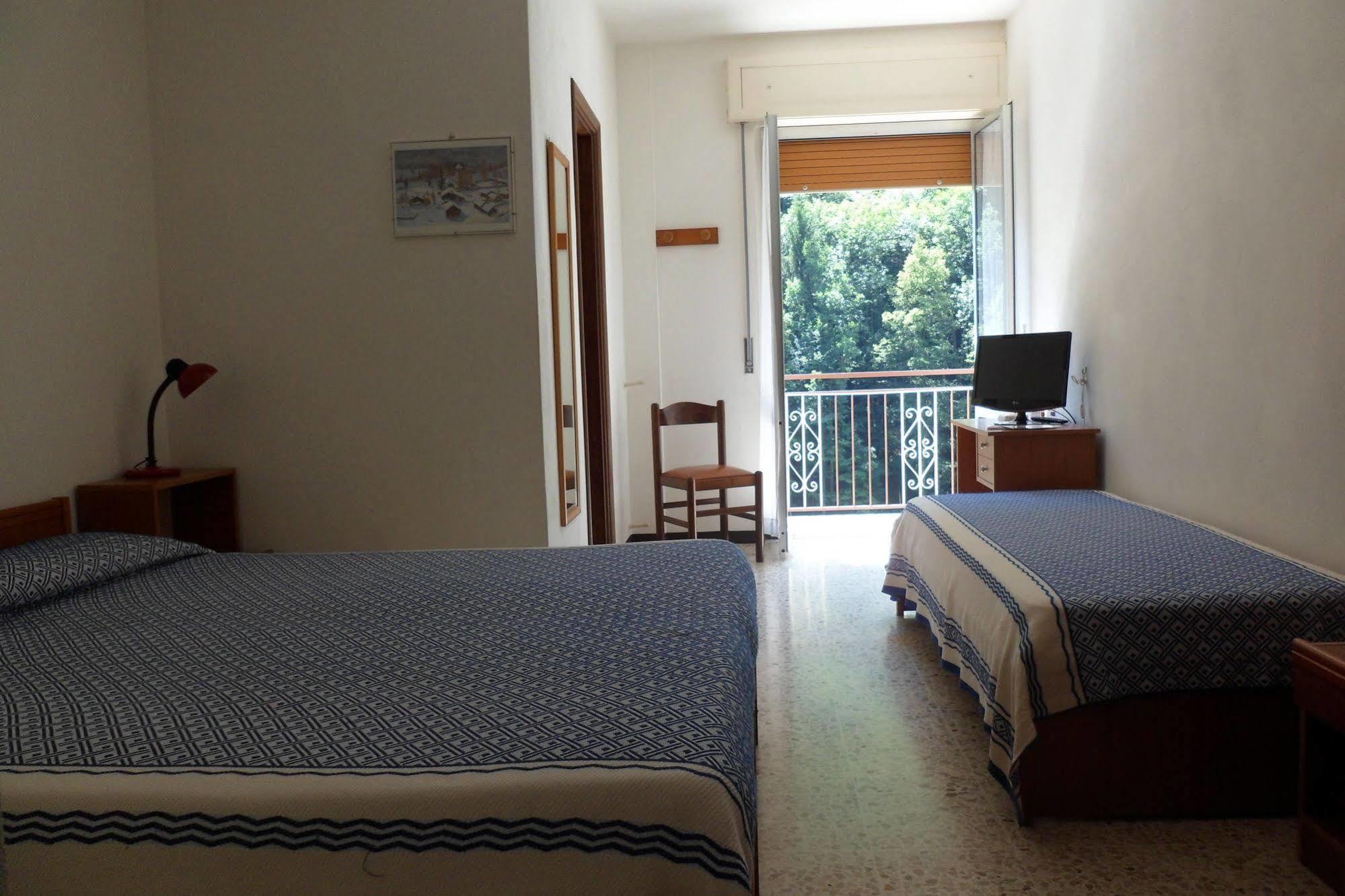 Albergo Ristorante Regina Bognanco ภายนอก รูปภาพ